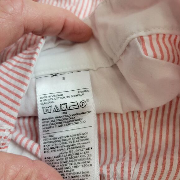 Old Navy stripped Everyday shorts 8 - Picture 5 of 6